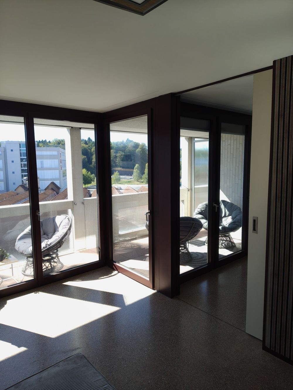 Hochwertige Neubauwohnung - modern, lichtdurchflutet & grosszügig - Bild 7
