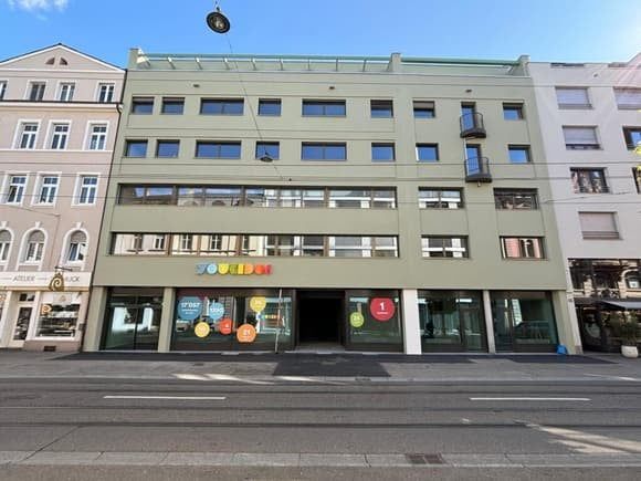 Kernsanierte Wohnung an TOPLAGE in Basel - Bild 1