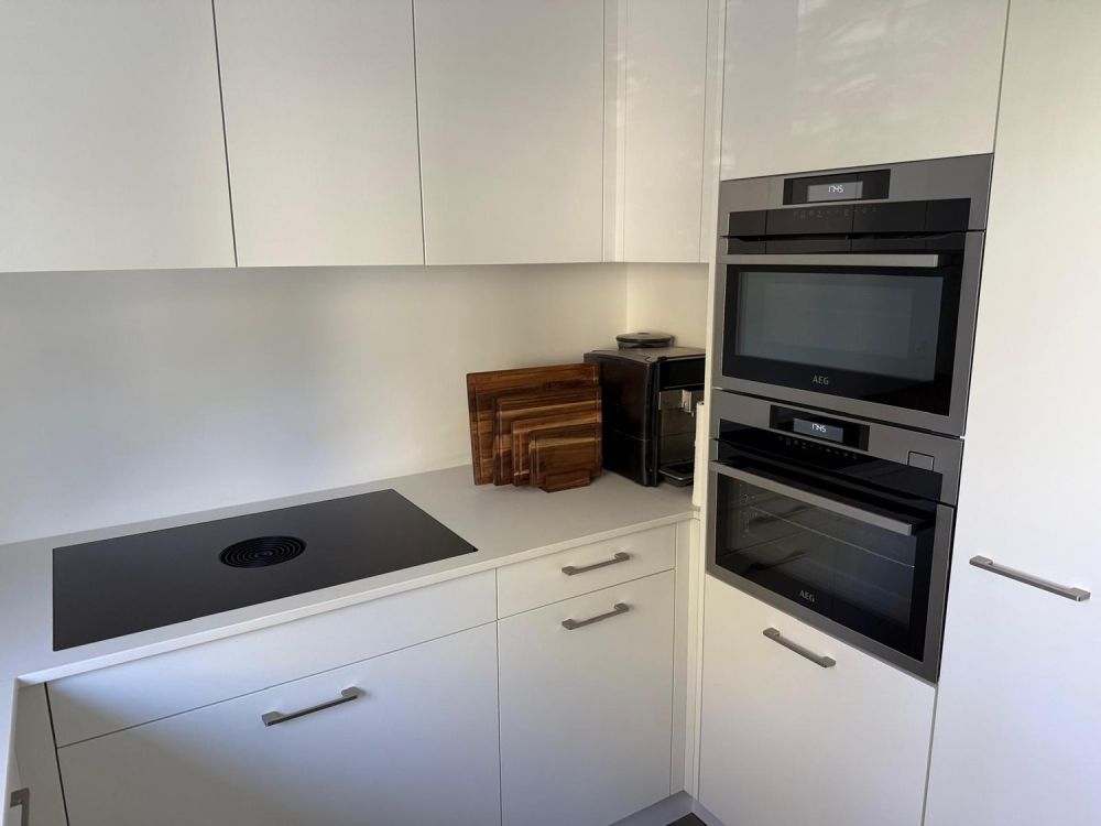 Hochwertiges, grosses Zimmer (24qm) in ruhiger Frauen-WG - Bild 13