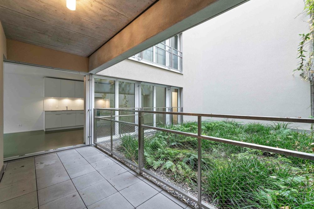 Atriumwohnung in urbanem Zentrum - Balkon/Terrasse/Sitzplatz