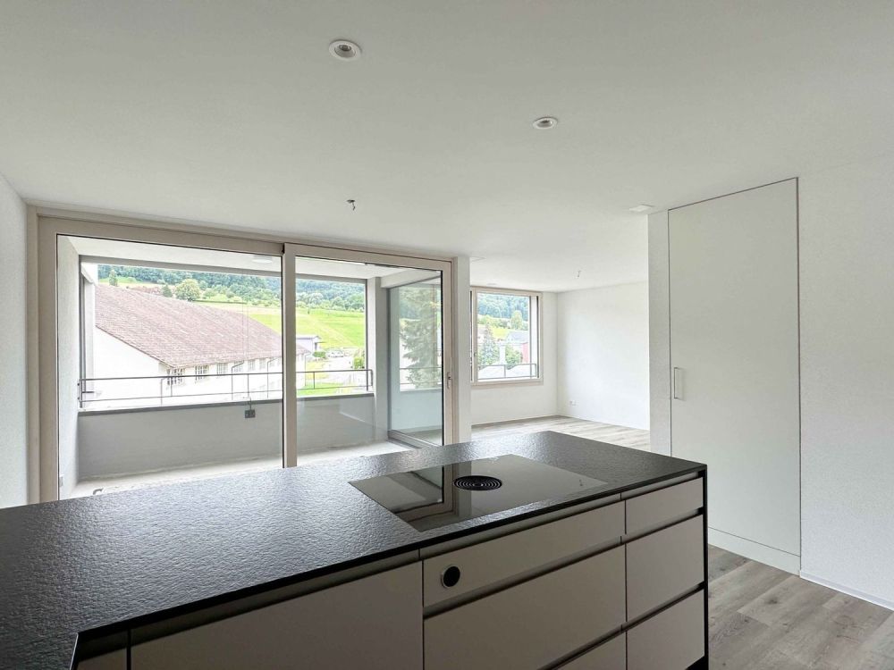 Sonnige 3.5-Zimmer-Wohnung am ruhiger Lage - Bild 3