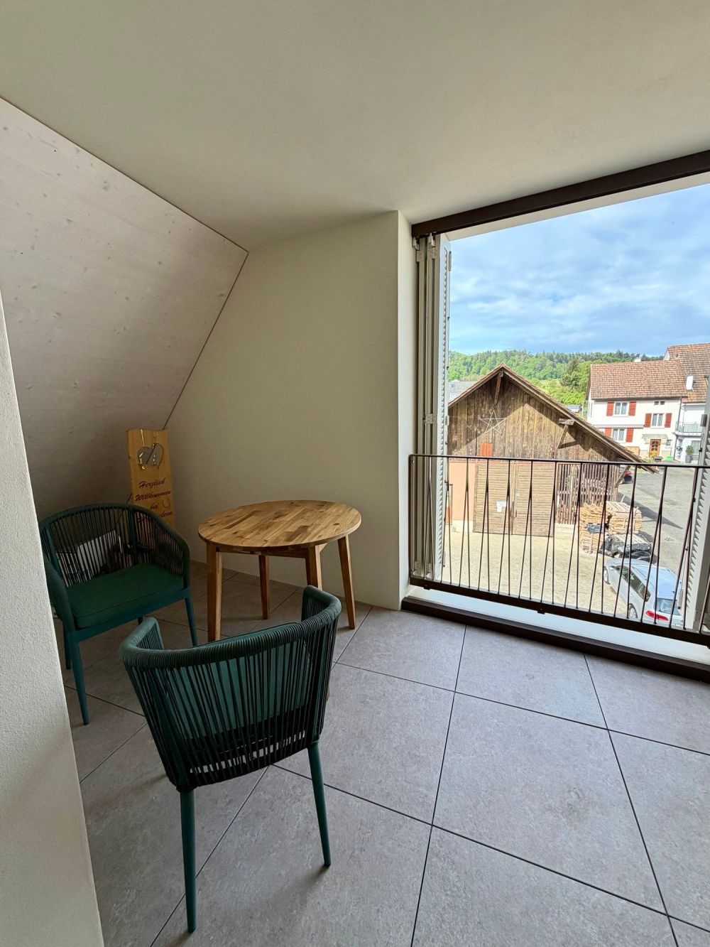 Grosszügige und moderne 4.5-Zimmer Wohnung - Bild 12