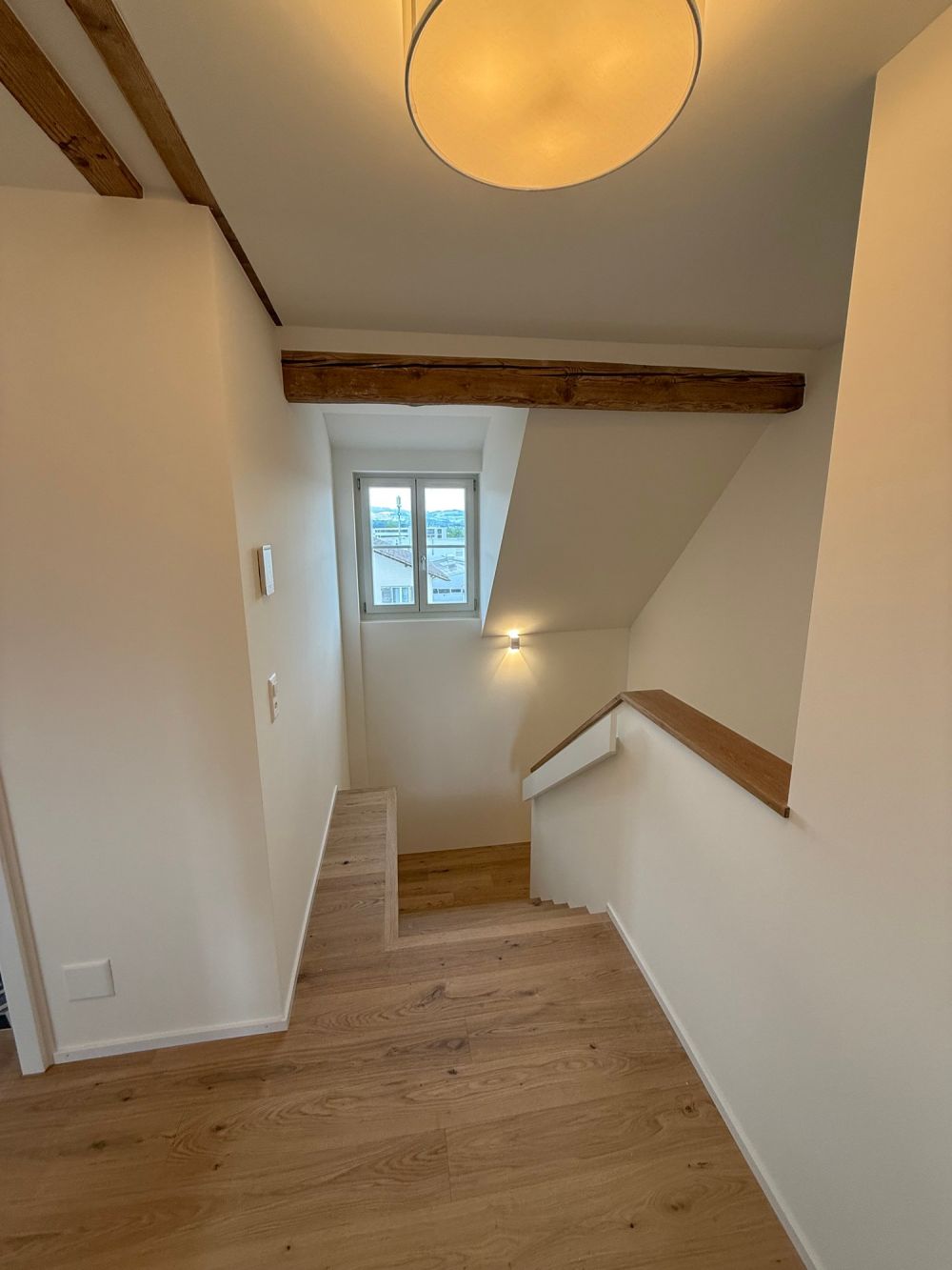 NEUWERTIGE: 3-Zimmerdachwohnung – Vintage-Style trifft auf modernen Komfort - Bild 10