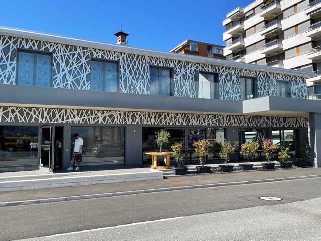 PARADISO FRONTE LAGO - 4,5 LOCALI DI NUOVA COSTRUZIONE ARREDATO - Bild 2