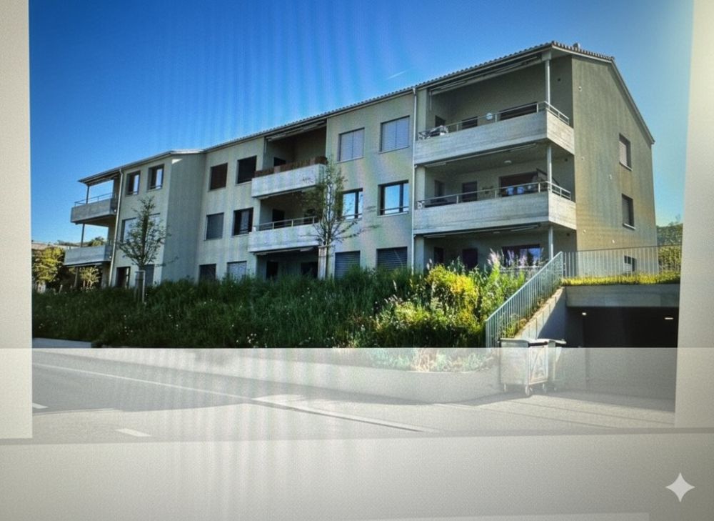 GROSSZÜGIGE UND HELLE NEUBAUWOHNUNG IN HITZKIRCH - Bild 2