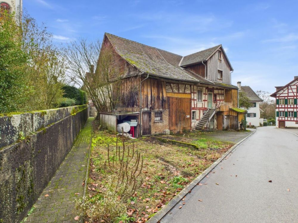 Charmantes Bauernhaus mit vielseitigen Möglichkeiten - Bild 2