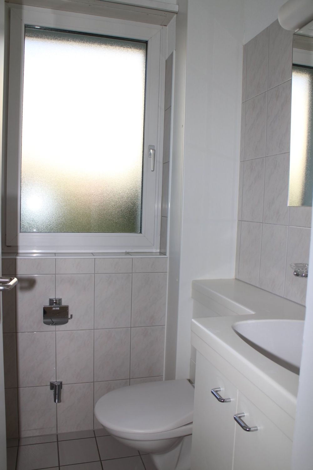 ***befristet bis 30.09.2027*** schöne 3.5-Zimmerwohnung im 2. OG - Toilette