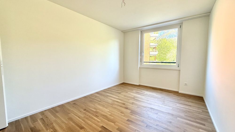 Platz für die ganze Familie 4.5 Zimmer mit zwei Balkonen im Brünnlipark - Bild 8