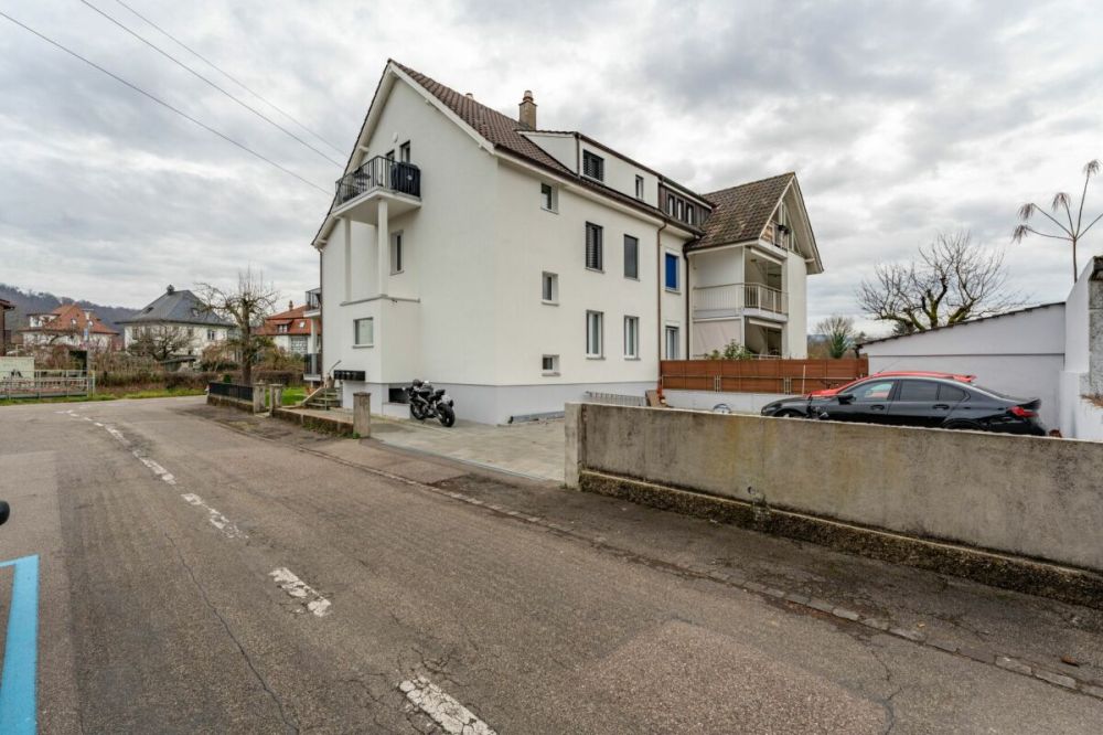 Traumwohnung an ruhiger Lage und guter ÖV-Anbindung - Bild 9