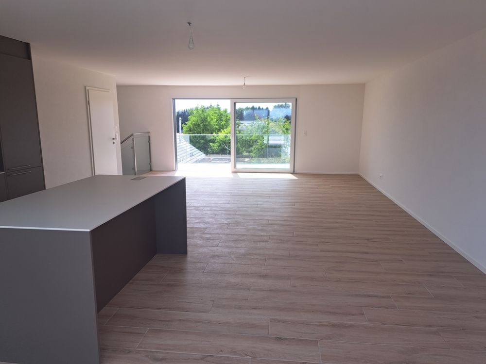 Ausnahme-Duplex mit 5.5 Zimmern im Dachgeschoss in Vallon - 20260713_152329.jpg