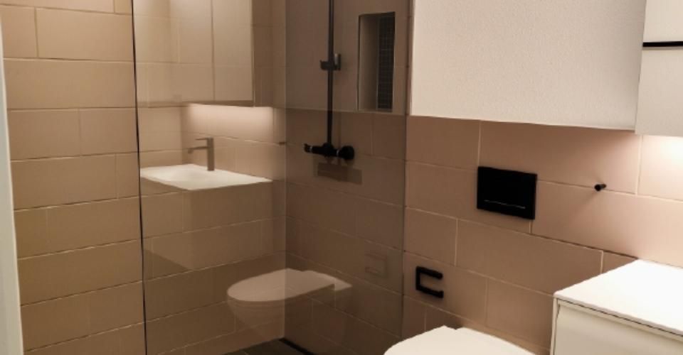 Wohngenuss auf höchstem Niveau – 3.5-Zimmer-Wohnung mit fantastischer See- und Bergsicht - Appartement 3.5 pièces - image - 4