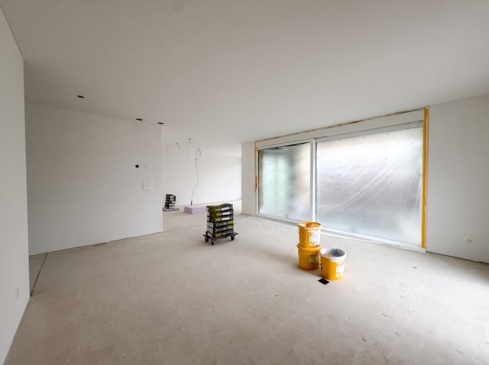 Grosszügige 3½ Zimmer Neubauwohnung / Spacieux appartement neuf de 3½ pièces - Bild 2