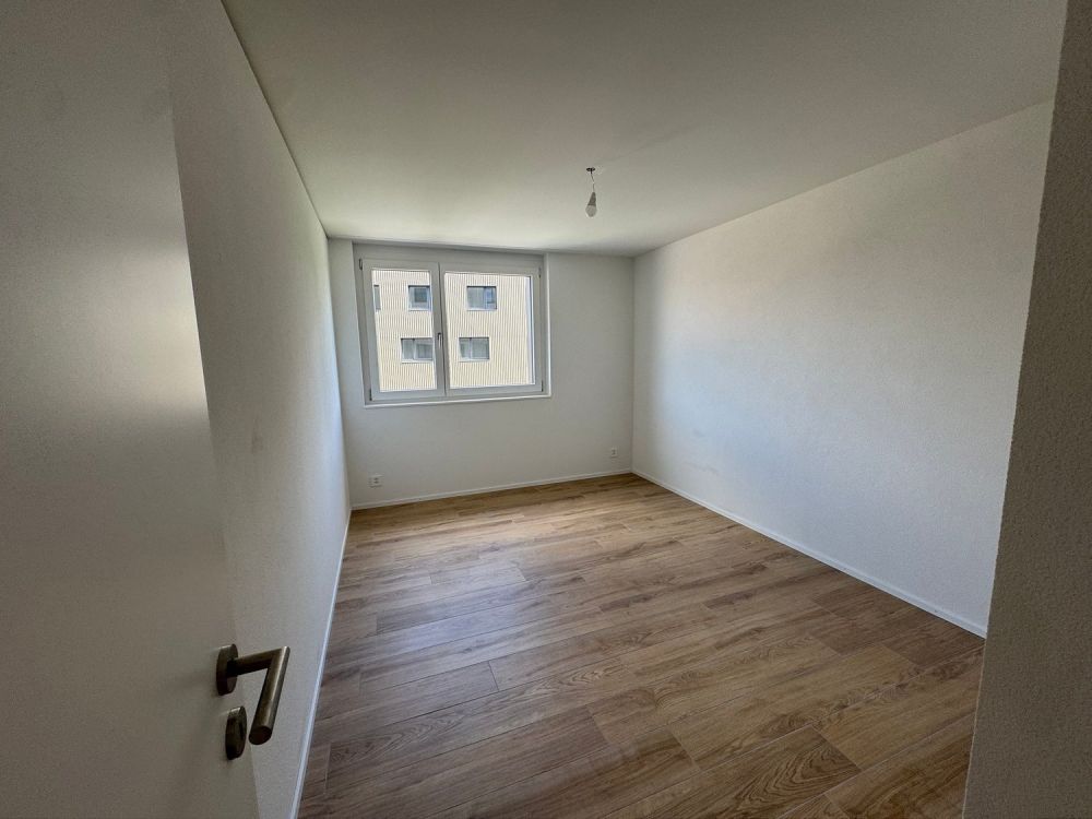 05716 - Appart. 4½ PCES - IMP. CHAMP-RIOND 7 - MATRAN - Bild 6