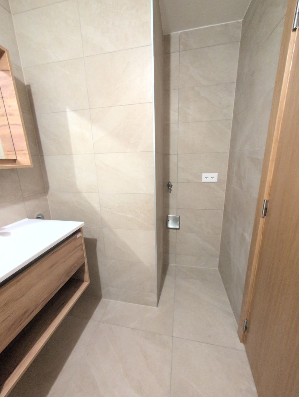 Nouvelle promotion ! 2 beaux appartements de 3 pièces 1/2 NEUFS, avec terrasse, à louer à Saxon ! - Bild 11