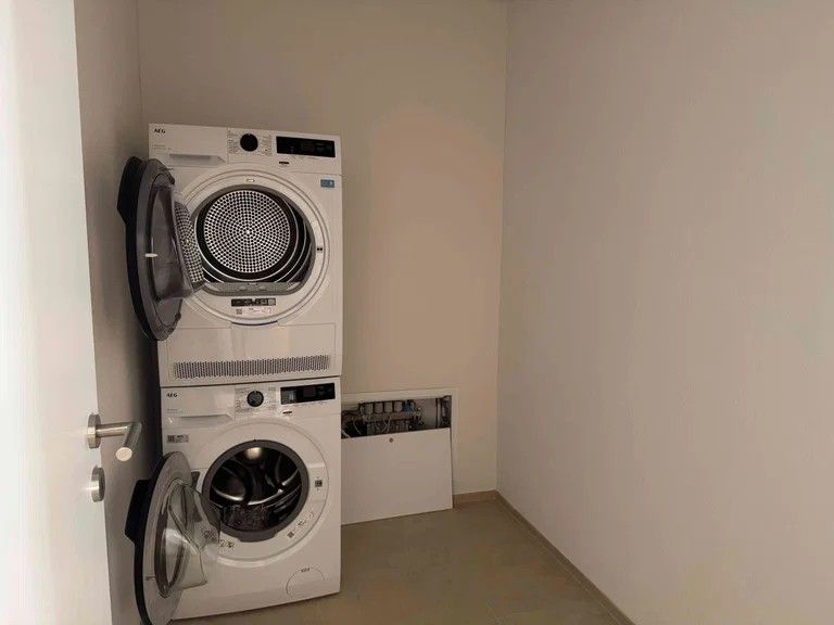 Erstbezug: Moderne 3.5-Zimmer-Wohnung mit grosser, gedeckter Terrasse - Bild 12