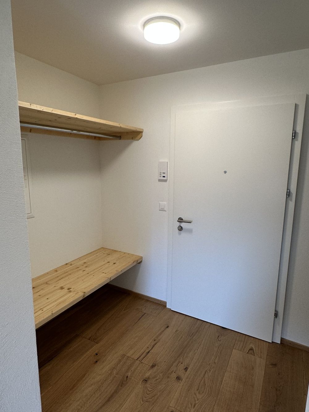 Erstbezug nach Sanierung– 4-Zimmer-Wohnung mit Wintergarten - Bild 8