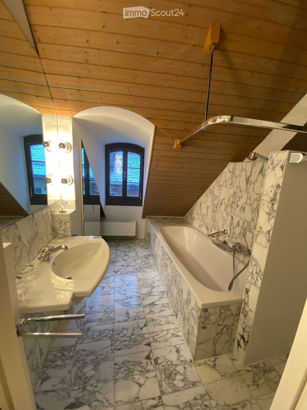 Liebhaberobjekt, wunderschöne 4 +1/2-Zimmer Maisonnettewohnung - Bild 7