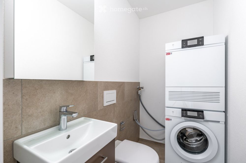 Attikawohnung mit 2.5 Zimmer, zentral - modern - neuwertig - Ausbaustandard wie Eigentumswohnung - Bild 7