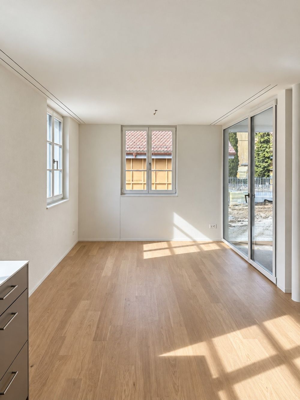 Moderne Wohnung mit hochwertigem Ausbau und hellen Räumen in Nürensdorf - Bild 5