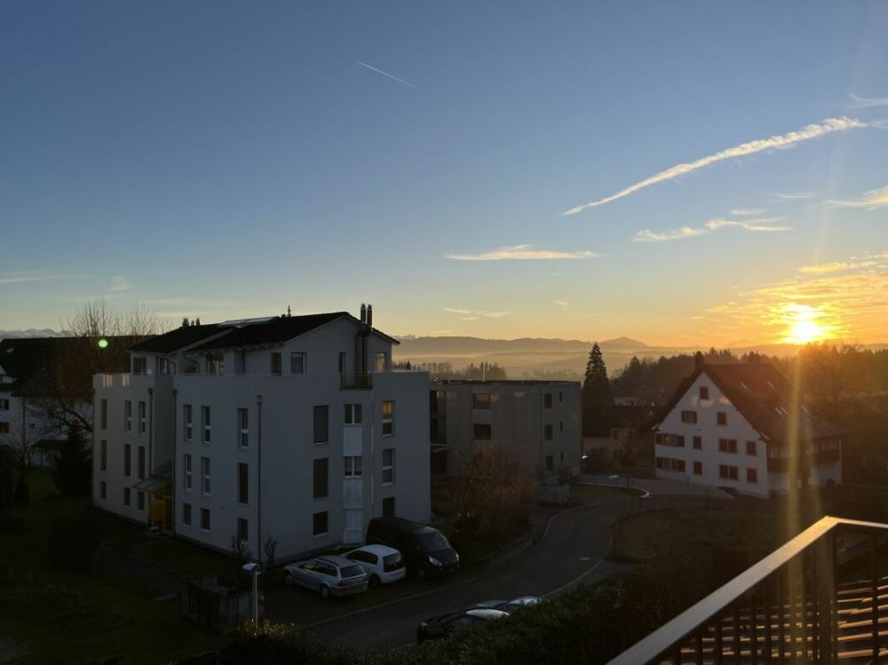 Charmante Dachwohnung mit Bergsicht - Aussicht