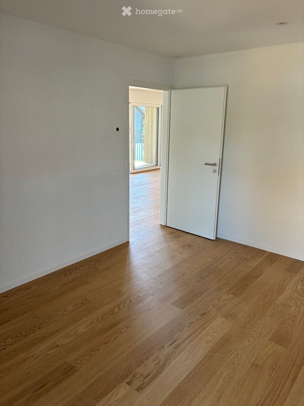 Appartement neuf exclusif de 2,5 pièces avec grand balcon et vue magnifique à Tatroz - Bild 10