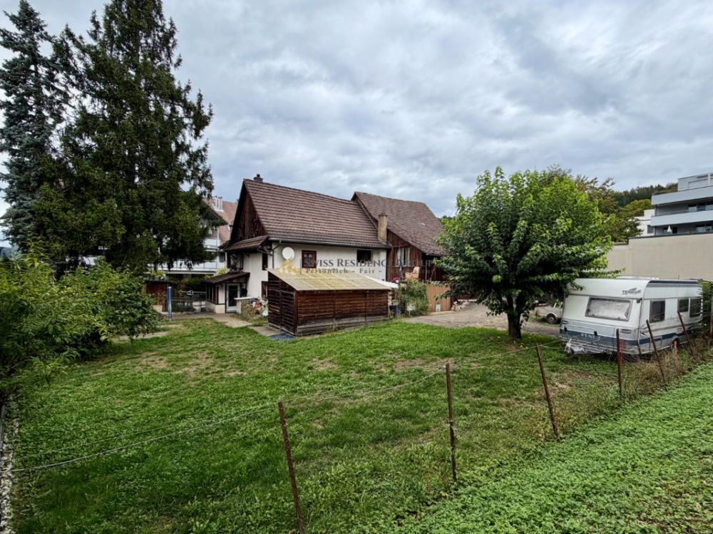Einzigartige Investitionschance an bester Lage: 10-Zimmer-Bauernhaus - Bild 5