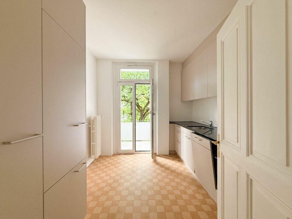 2,5 Zimmer-Wohnung mit Balkon - Wohnküche mit direktem Balkonzugang