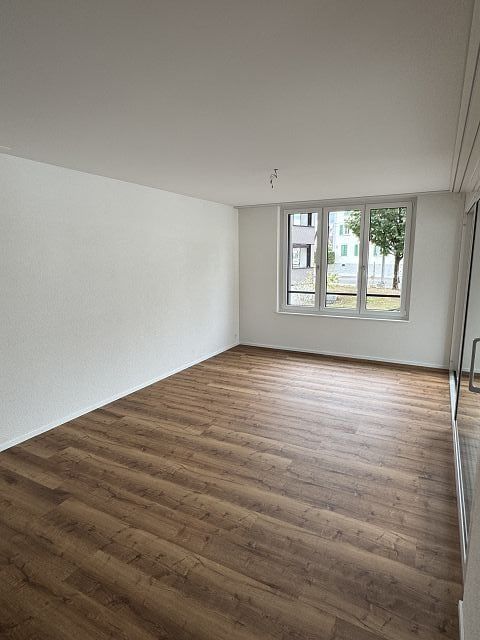 moderne 3.5-Zimmerwohnung im Zentrum von Münchwilen - Wohn- / Essbereich