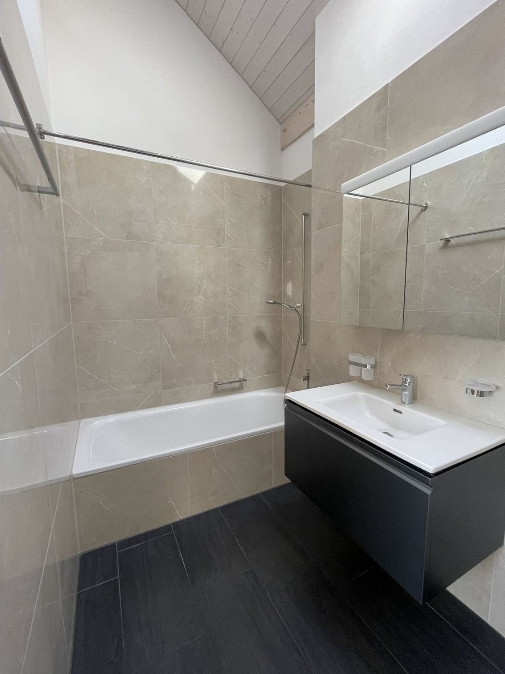 4.5-Zimmer-Maisonettewohnung in Seewen SO zu vermieten - IMG_8429