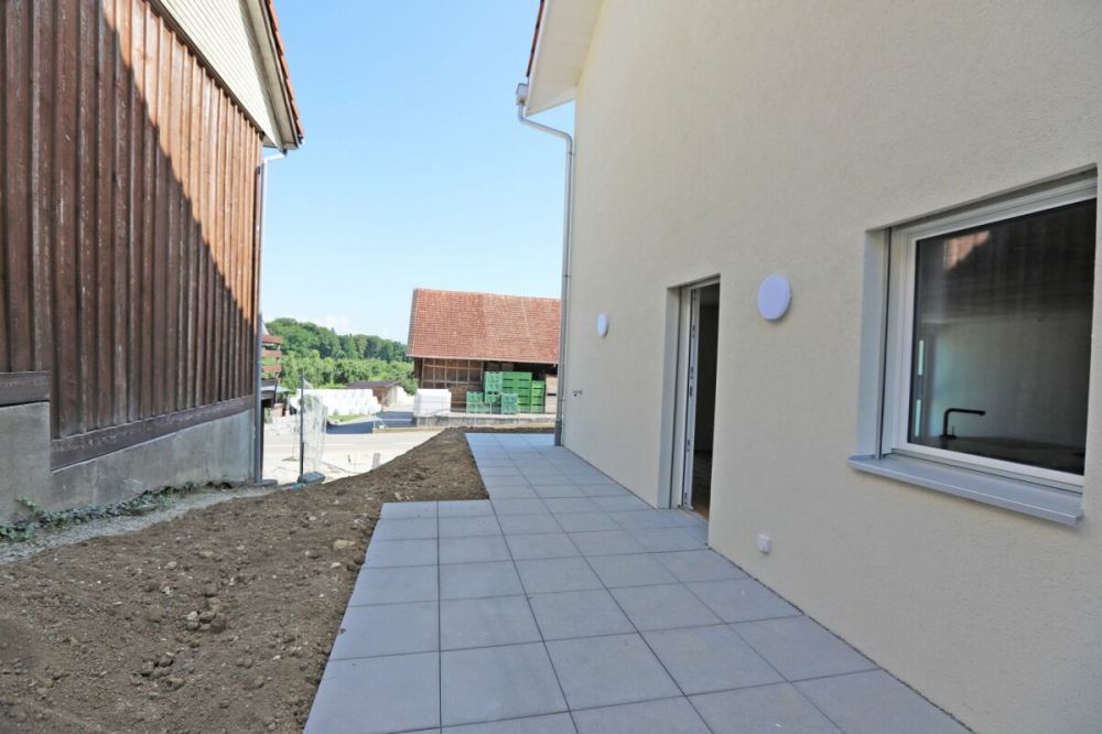 Neubau 3.5-Zimmerwohnung mit Sitzplatz! - Bild 8