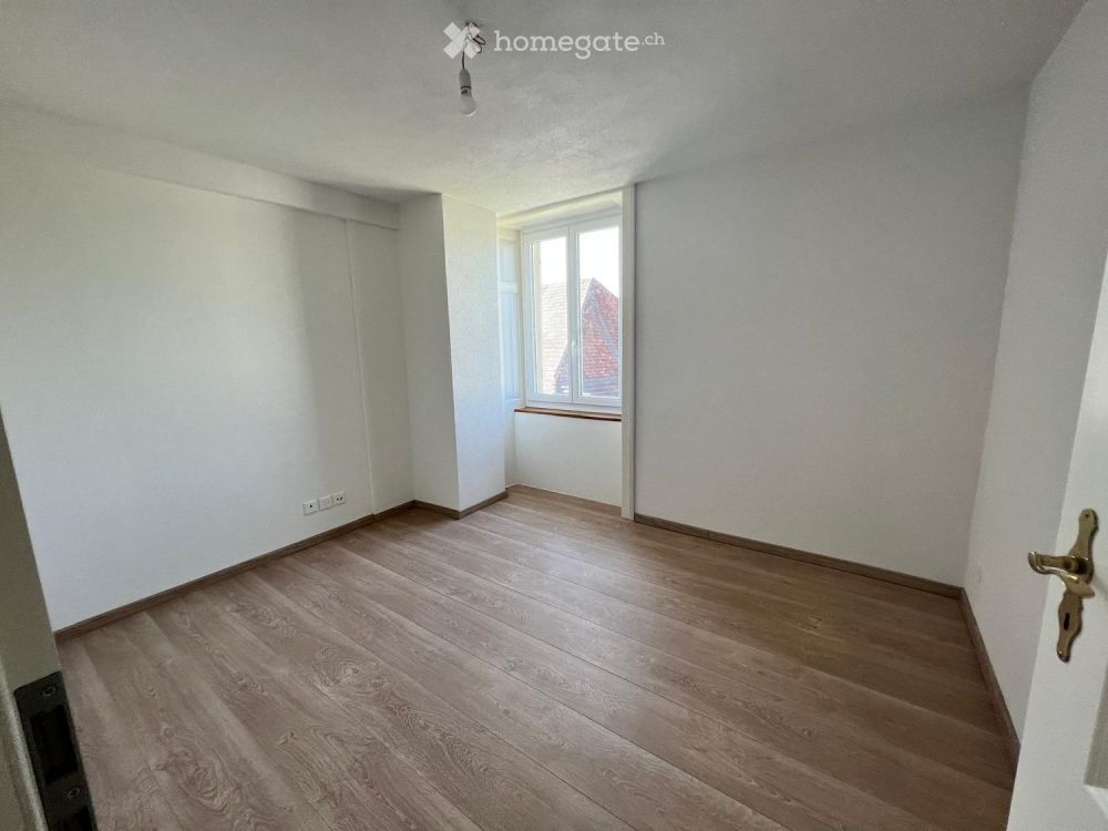 Wohnung in freistehender Jugendstilvilla mit Charakter – 5.5 Zimmer, 160 m², Garten - Bild 7