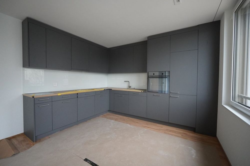 ERSTVERMIETUNG IN LIESTAL - jede Wohnung mit eigenem Waschturm - DSC01461.JPG