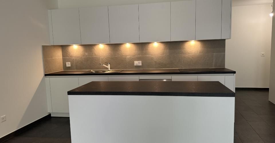 Appartement de 3.5 pièces au rez-de-chaussée avec jardin - lot 184 ALEGRIA à Uvrier - Appartement 3.5 pièces - image - 3