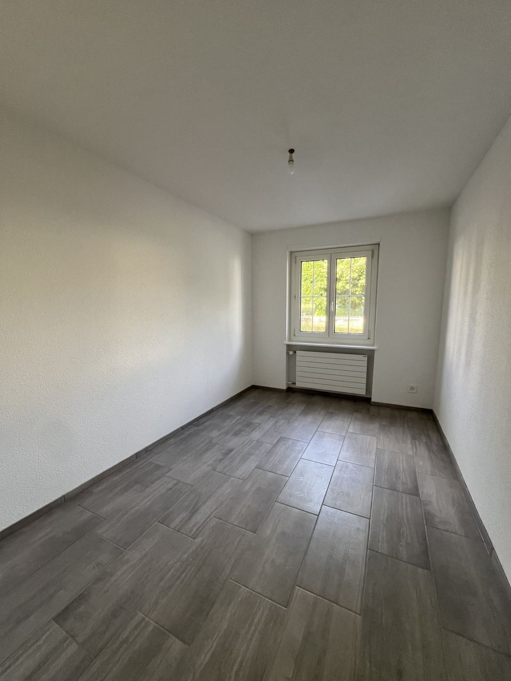 Erstbezug nach Totalsanierung – Moderne 4.5-Zimmer-Wohnung mit Balkon  - Bild 6