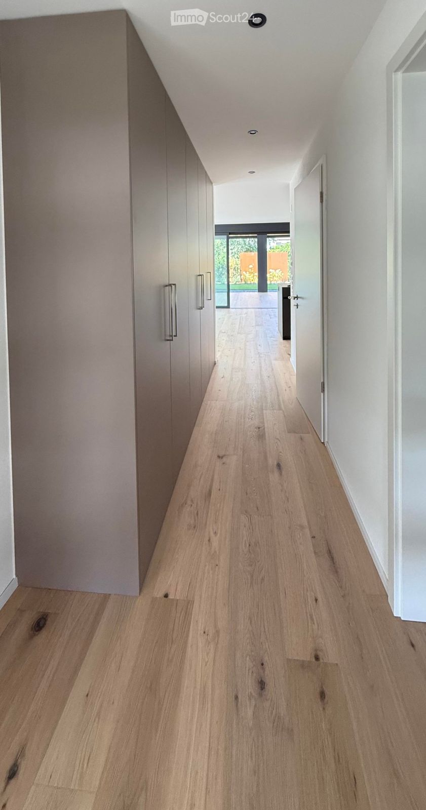 ERSTVERMIETUNG / EXKLUSIVE MODERNE 2.5 ZIMMER GARTENWOHNUNG - Bild 5