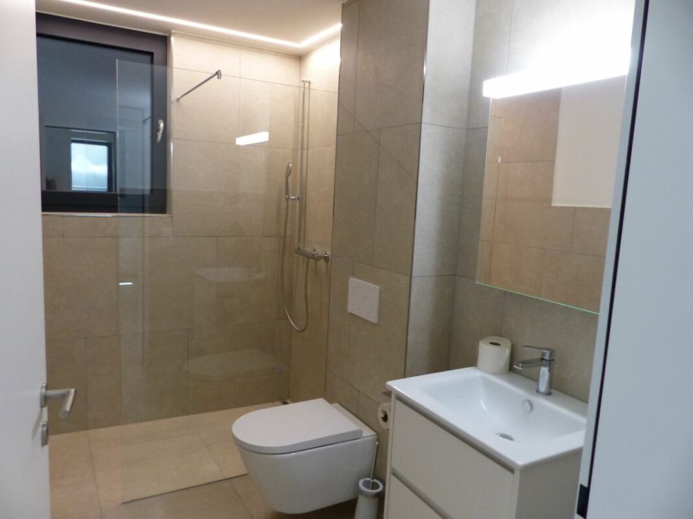 ATTRAKTIVE 5.5 Zimmer DEFH ZUM MIETEN / NEUBAU - Bild 13