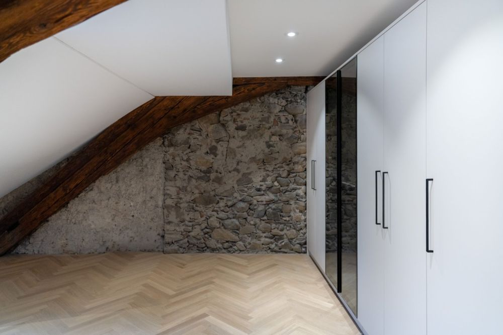 Charmante, kernsanierte 4.5-Zimmer-Dachmaisonettewohnung - Bild 9