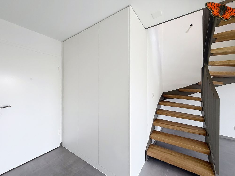 2½ EN DUPLEX - Neuf au calme - Entrée