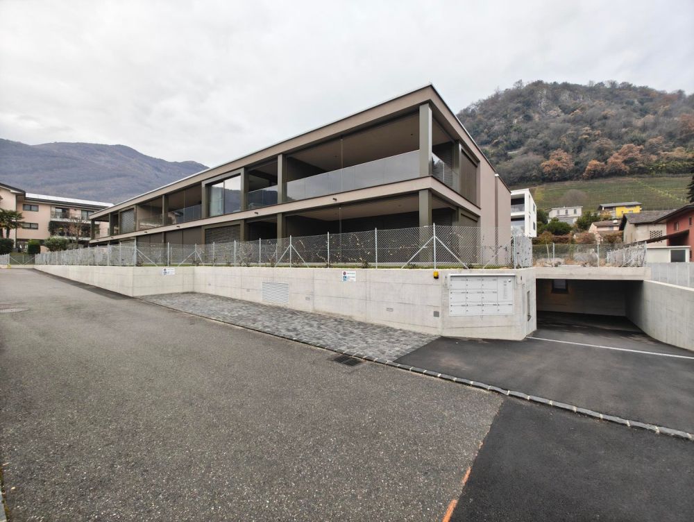 Elegante appartamento 4.5 locali a Lamone - Bild 1