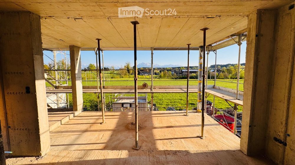 Luxuriöse 4.5- Zimmer Wohnung mit Landblick - Bild 3