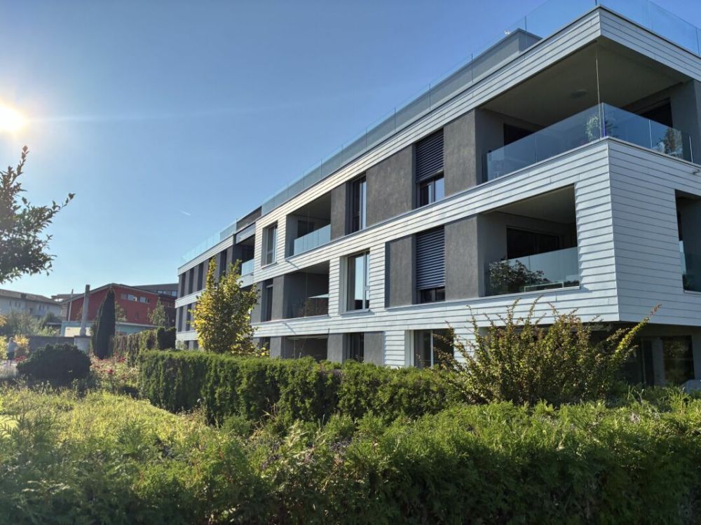 Neuwertige 4½ Zimmer-Gartenwohnung an hervorragender Lage - Bild 1