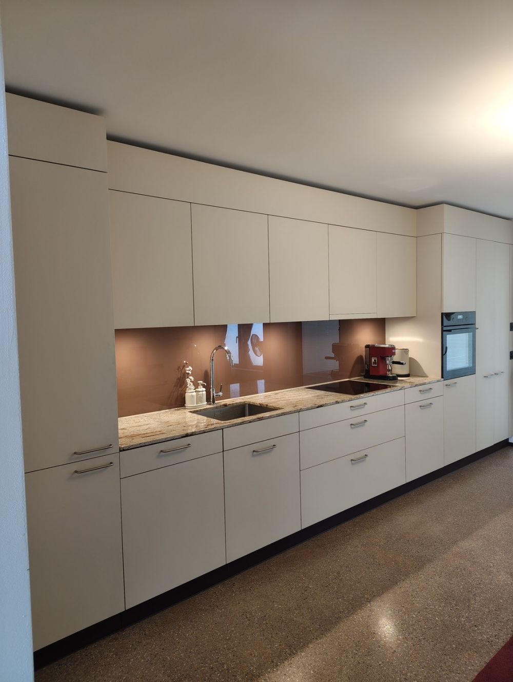Hochwertige Neubauwohnung - modern, lichtdurchflutet & grosszügig - Bild 13