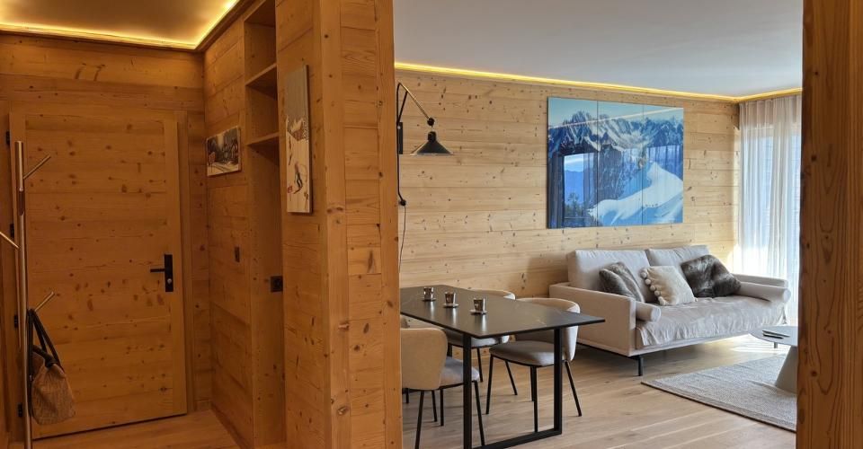 Appartement rénové en plein centre de Crans à louer à l'année - Appartement 3.5 pièces - image - 2