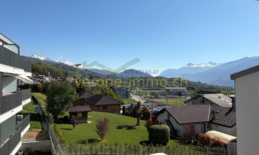 Appartement récent de 3.5 pièces en attique à Saint-Germain / Savièse - Panorama est