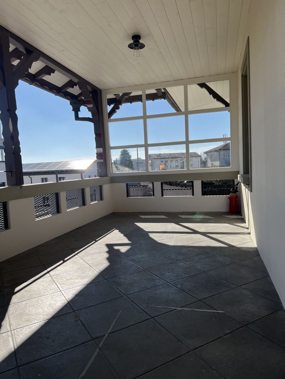 Ihr Wohntraum im Zentrum von Wünnewil - Balkon