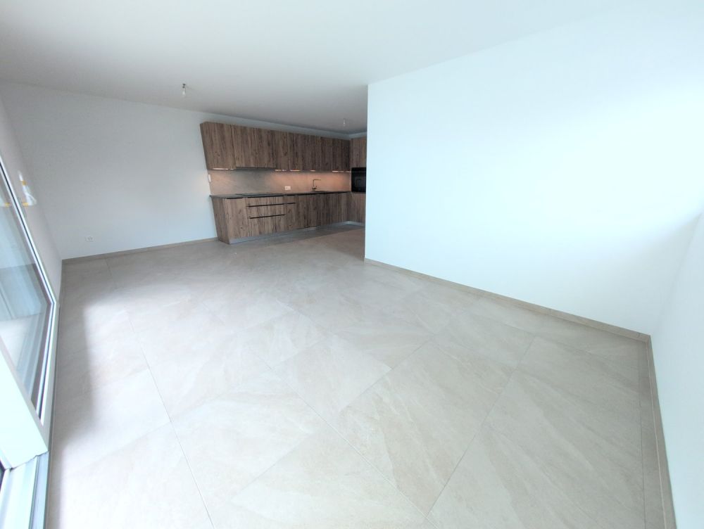 Belle opportunité ! Très bel appartement de 3 pièces 1/2, avec terrasse, à louer à Saxon ! - Bild 4