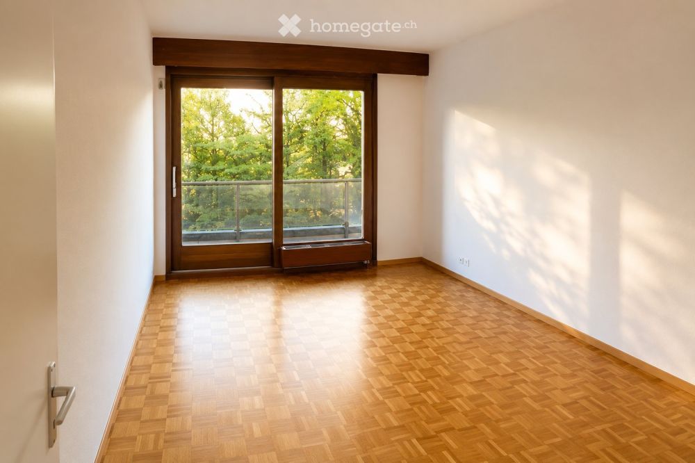 Magnifique 5.5 pièces traversant avec vue verdure et piscine – Florissant Apartment in Genève - Bild 7