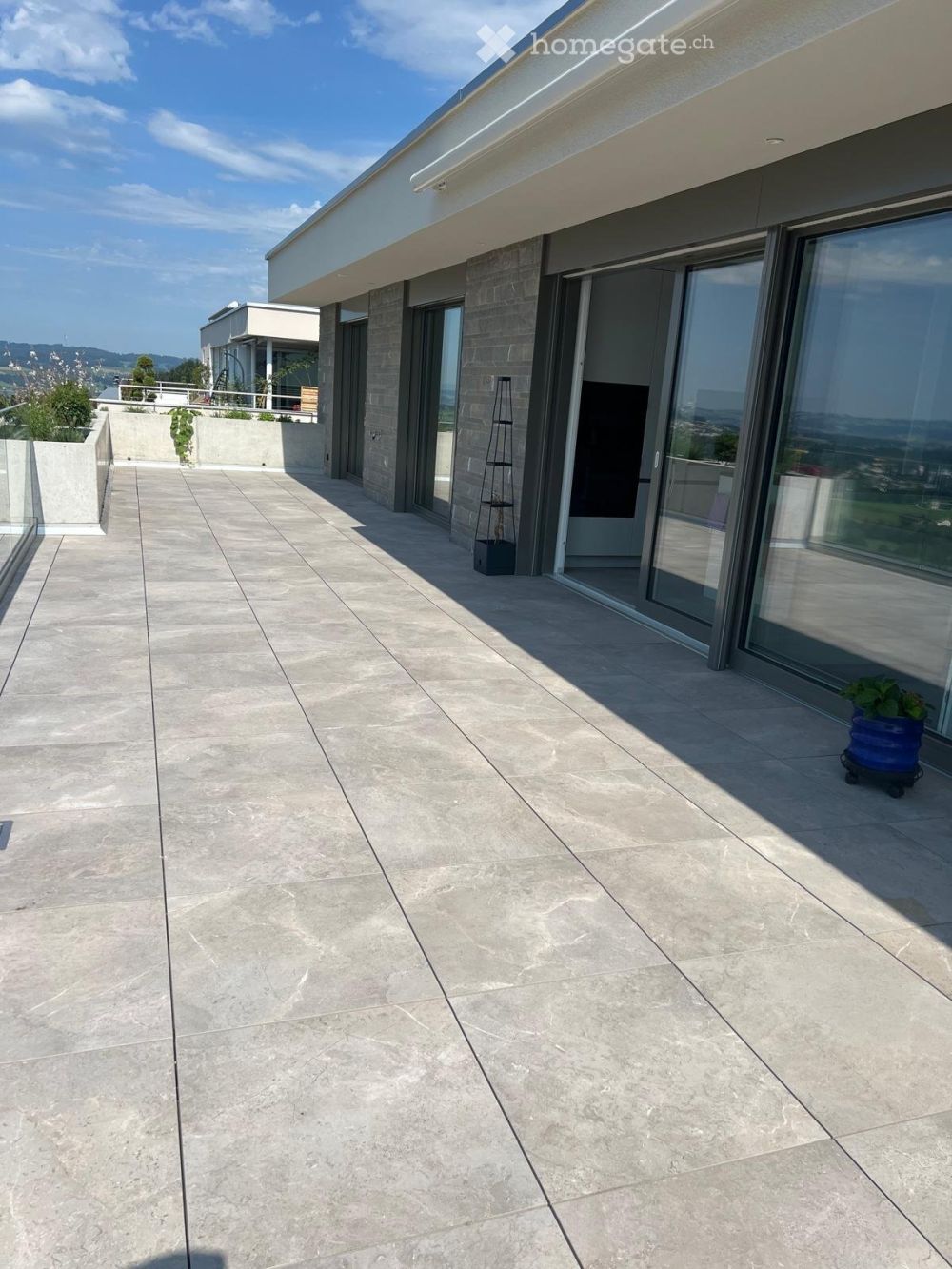 An traumhafter Lage mit Ausblick - 4.5-Zimmer-Terrassenwohnung in Schenkon - Bild 6