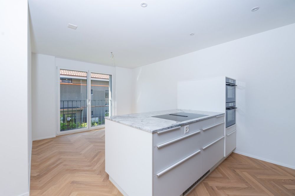 Design trifft Wohnqualität - Stilvolle 3½-Zimmer-Wohnung im Eigentumsstandart mit Aussicht - Bild 8