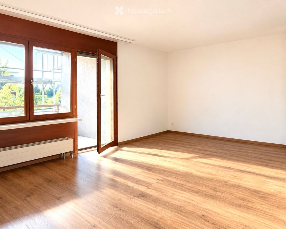 Erstbezug nach Totalsanierung  2.5-Zimmer-Wohnung - Bild 1